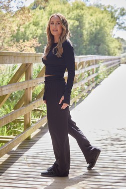F&F Active x Kate Ferdinand Imagery