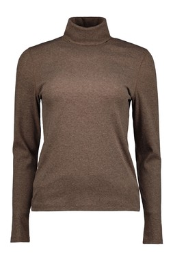 Ribbed Rollneck £10.00- embargoed until 27th October 2025