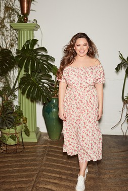 Kelly Brook in F&F Floral Bardot Dress