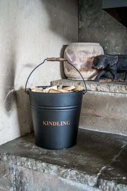 BLACK KINDLING BUCKET